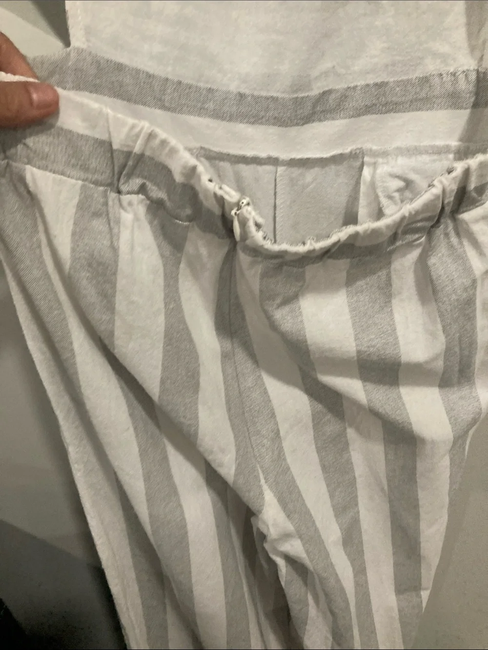 Fancyinn Striped Wide-Leg Cutout Jumpsuit - White & Gray - Picture 5 of 7